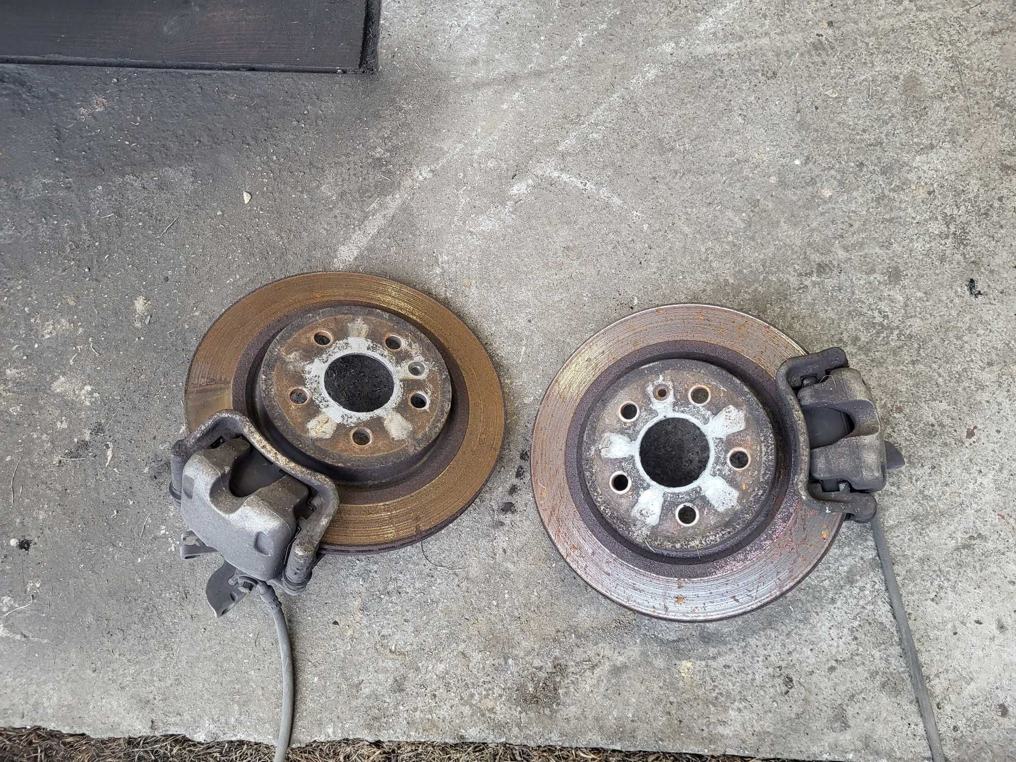 Insignia 2.8T V6 2.0CDTI Hamulce tył swap 315mm tarcza zacisk jarzmo