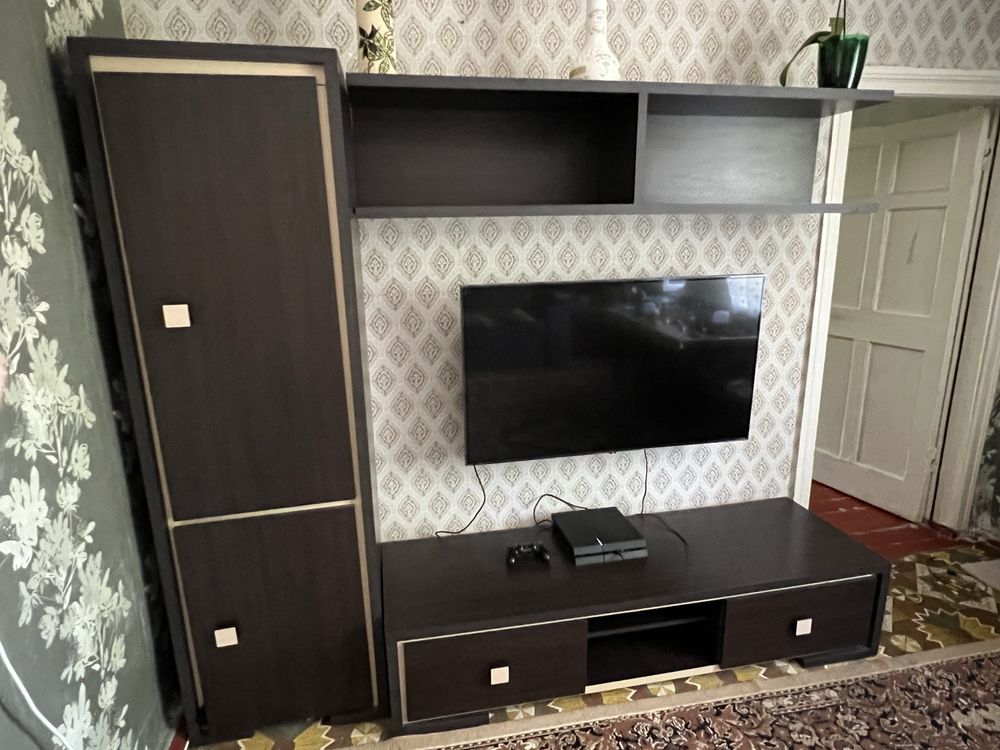 Стенка в гостинную
