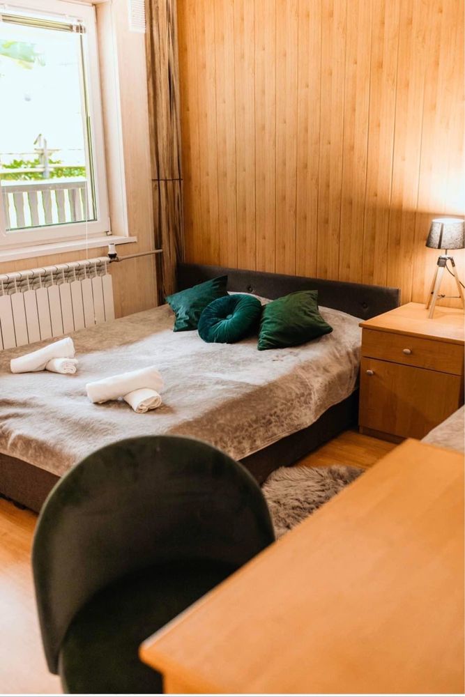 Apartamenty nad samym jeziorem Bieszczady z widokiem na jezioro