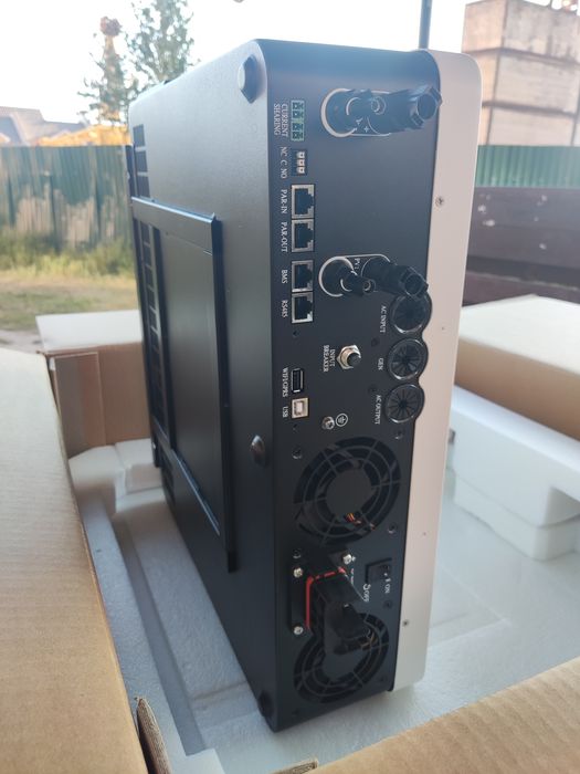 Інвертор гібридний 48V Growatt SPF 6000 ES Plus