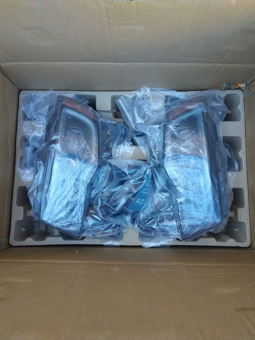 Фары LED Jeep Grand Cherokee  2014-2021