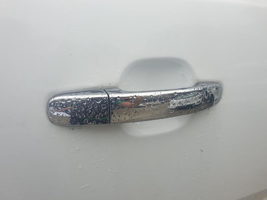 Puxador porta frente direita FORD Ranger (TKE)