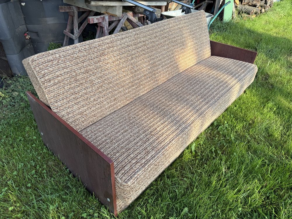 Wersalka sofa rozkładana