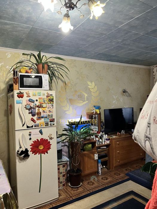 Продаж 2кімнат в гуртожитку 48 кв. м на вул. Петра Вершигори