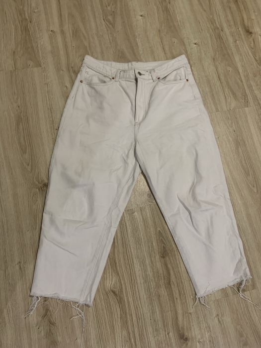 Стильні джинси DENIM — молочного кольору