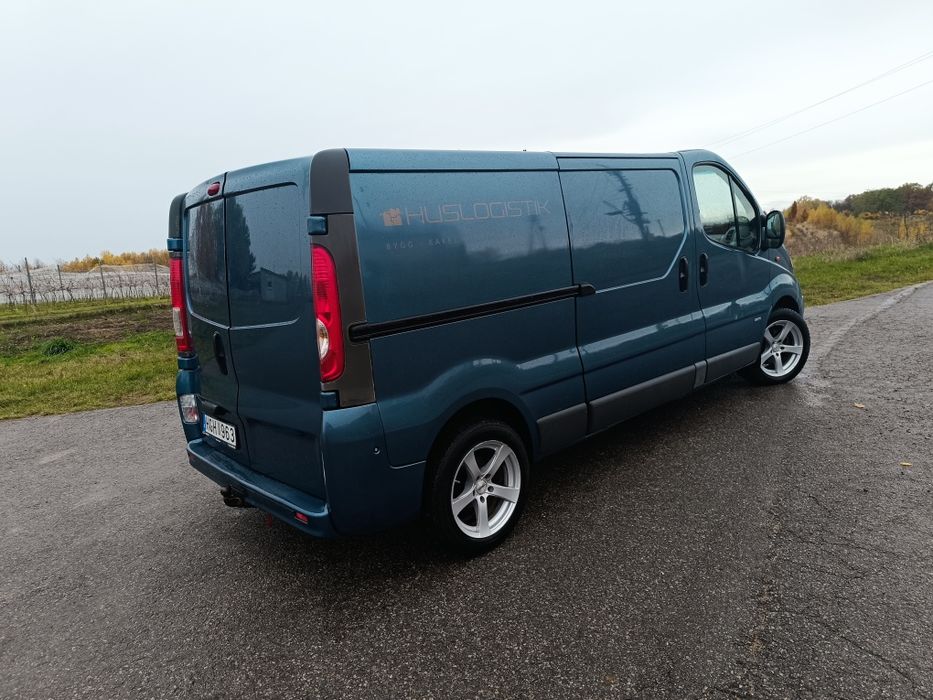 Opel Vivaro 2,0 115km 2008r klima grzany fotel alu