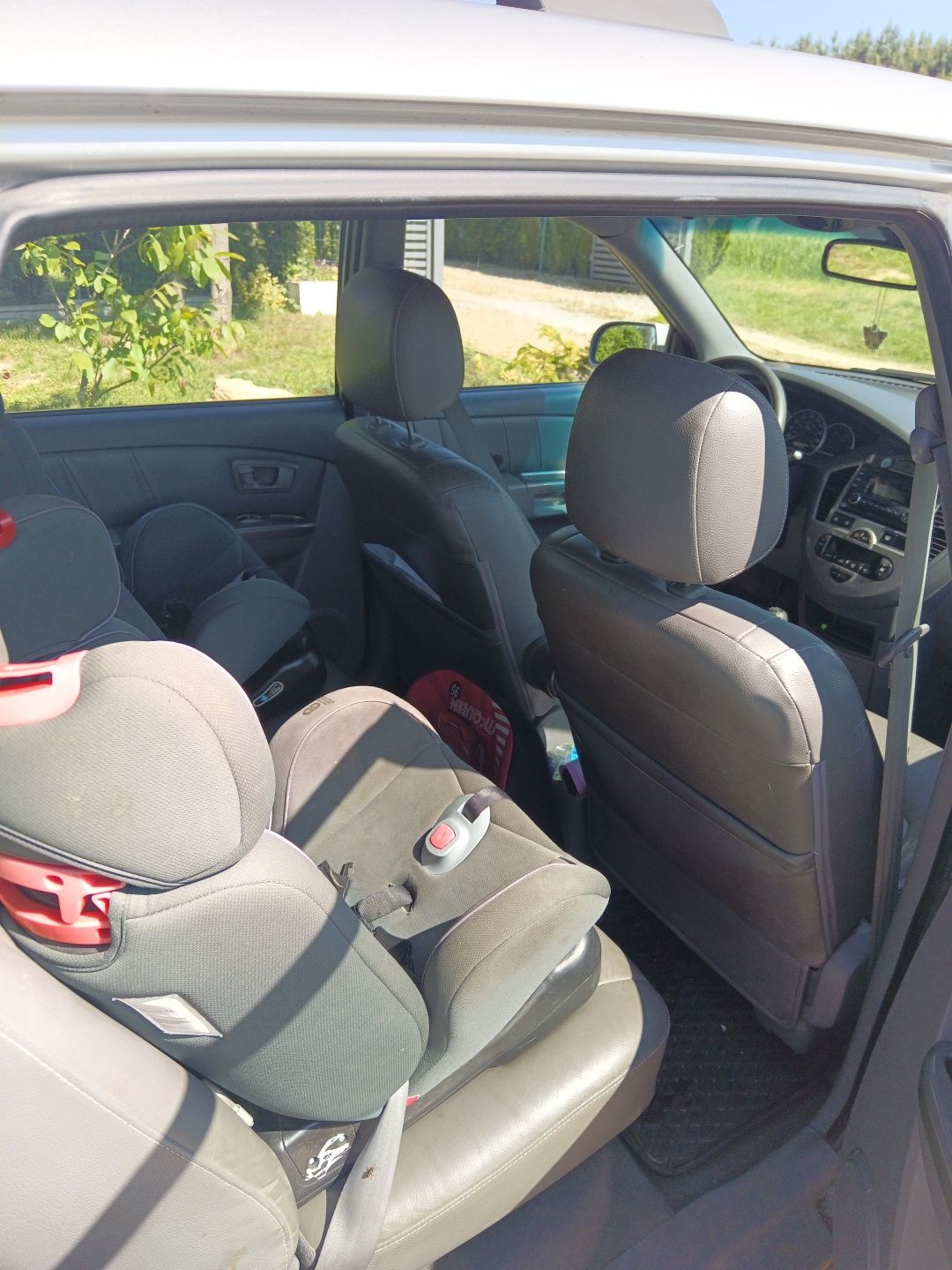 Kia Carens ll 2004 2,0cdti