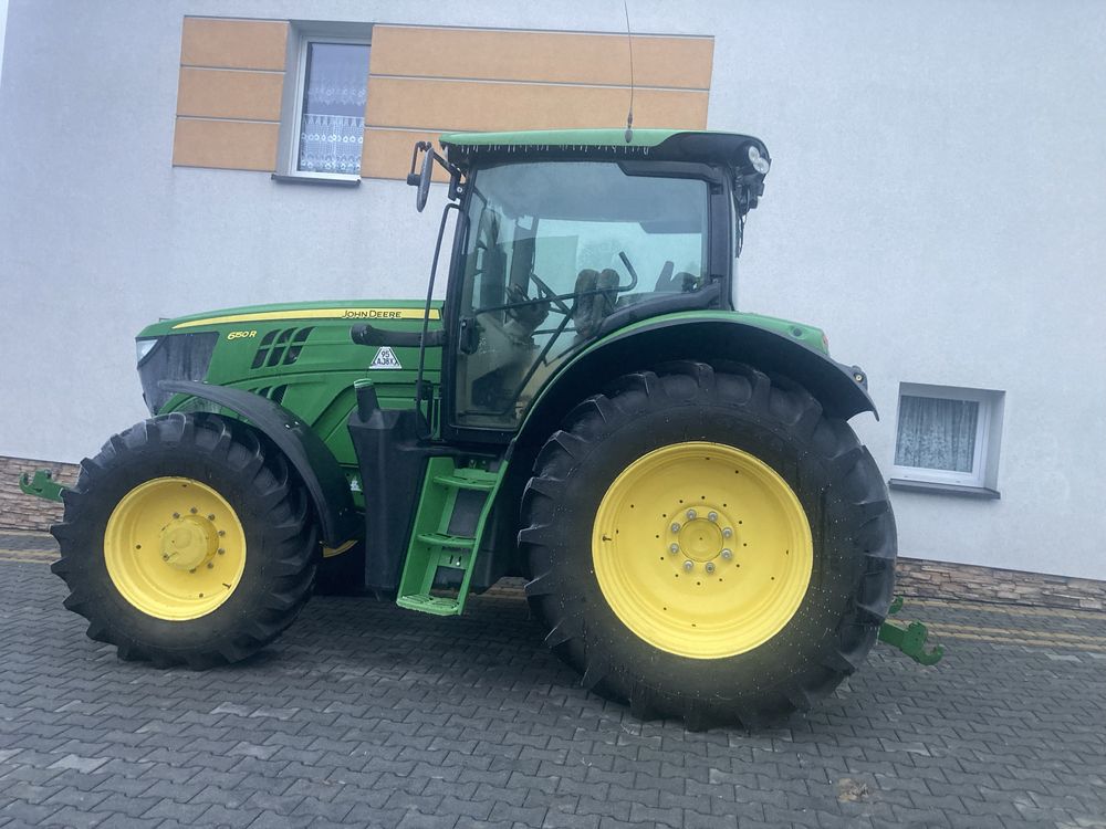 John. Deere 6150R. PowerQuad