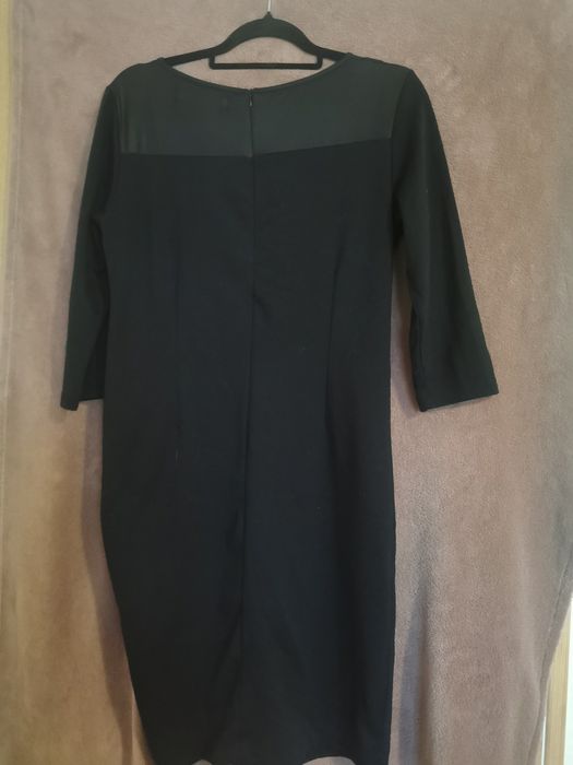 Sukienka z suwakiem czarna