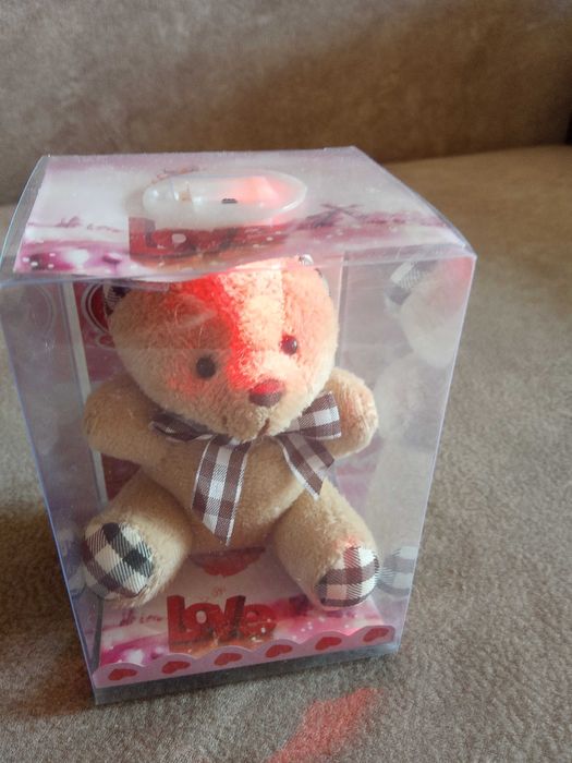 Мишка в коробке, аниме браслеты и мешочки