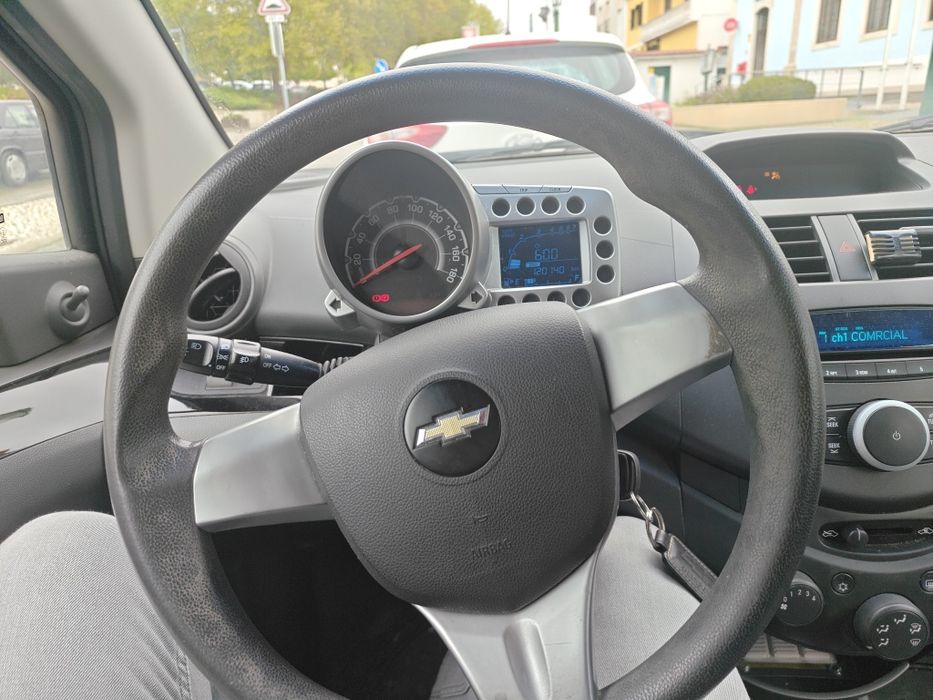 Chevrolet Spark 1,0 abril 2010