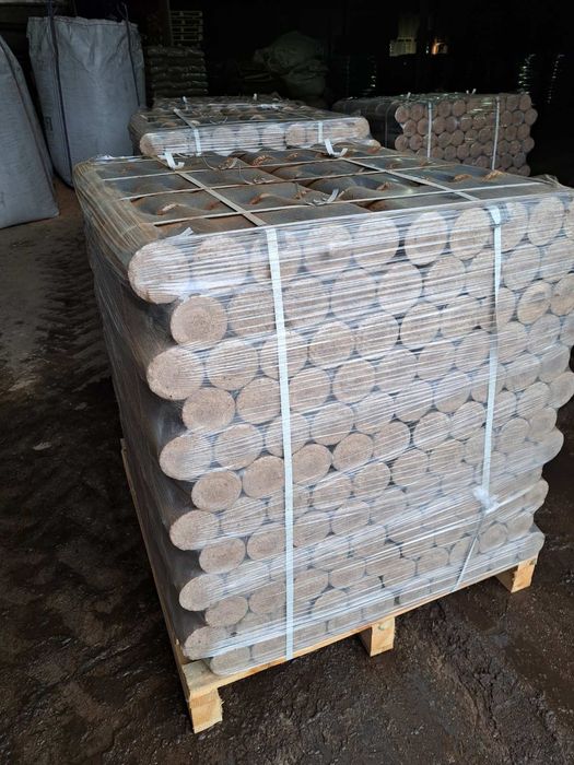 Паливнi брикети Nestro дуб. Топливные брикеты.