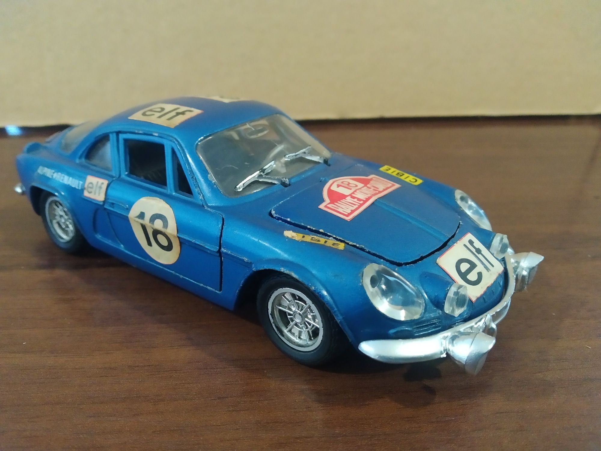 Моделі Nissan та інші 1/24