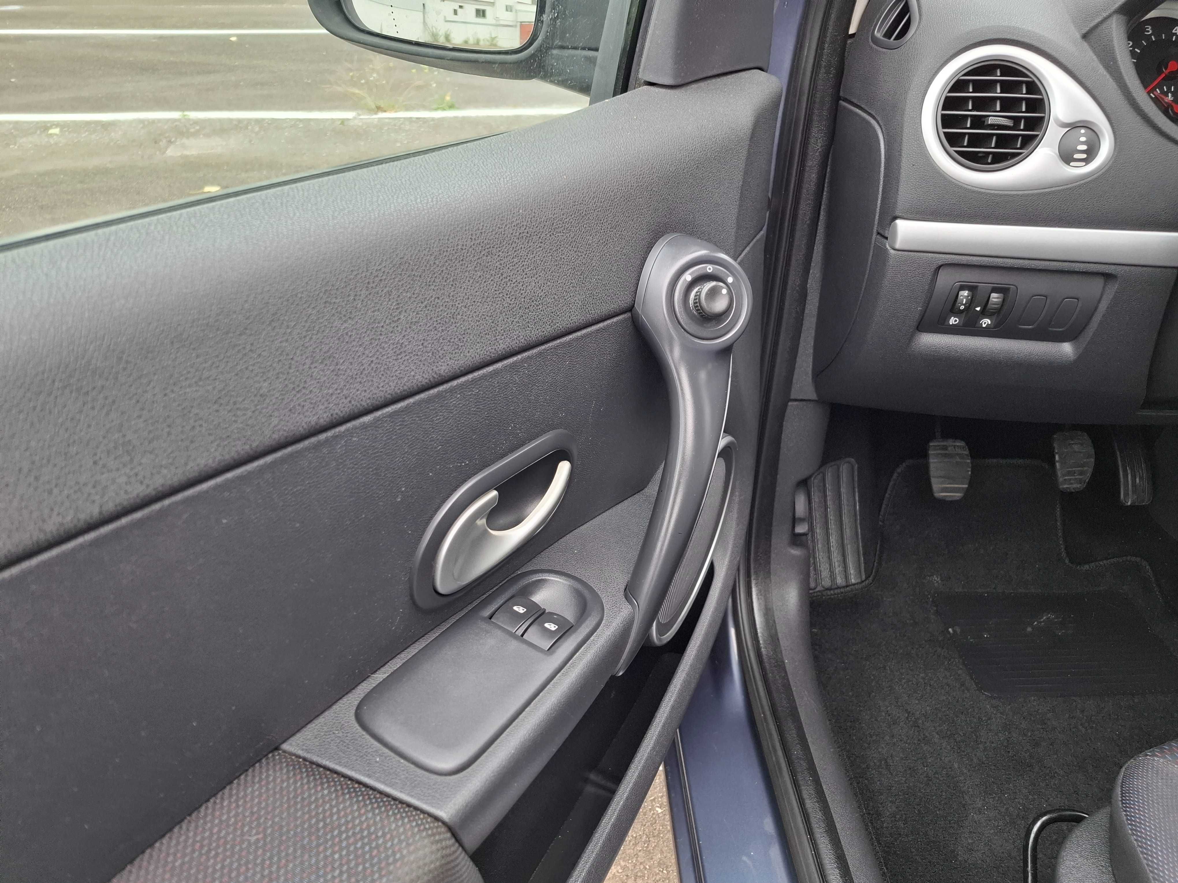 Renault Clio 1.2 TCE 100CV Dynamique S