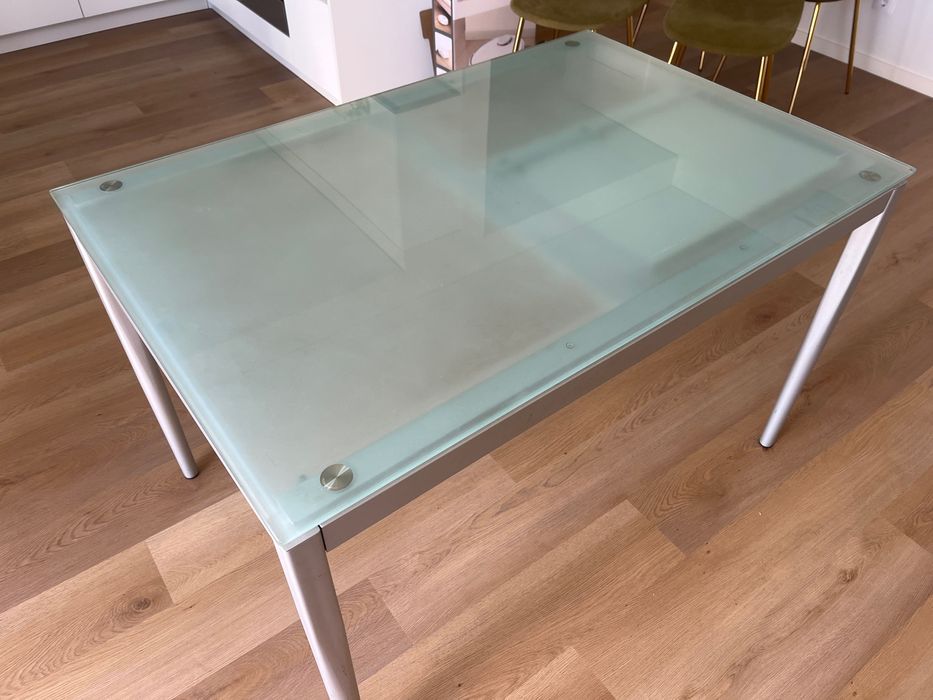 Mesa de vidro expansível