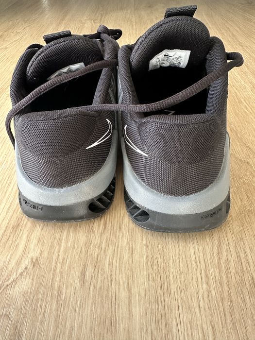 Ténis Nike pretos
