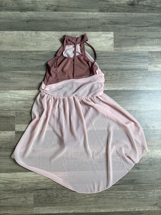 Stroj do tanca wspolczesnego 134/140