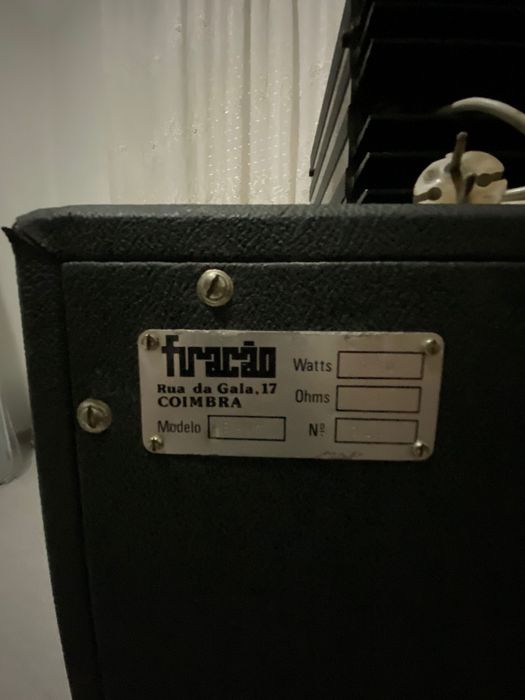 Amplificador de baixo Furacão