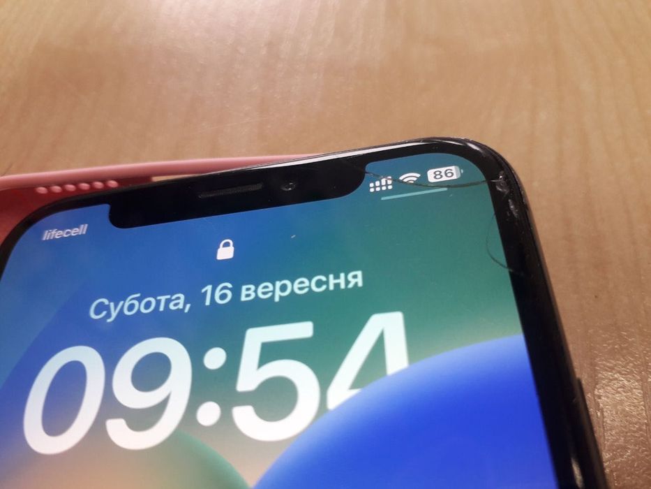 Продам Iphone XS 64GB