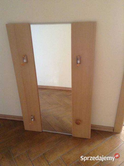 Wieszak z lustrem 100x 80cm  - do zawieszenia na ścianie.