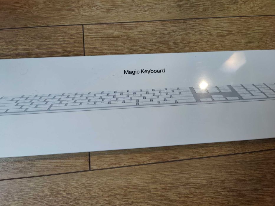 Klawiatura Apple Magic Keyboard z klawiaturą numeryczną