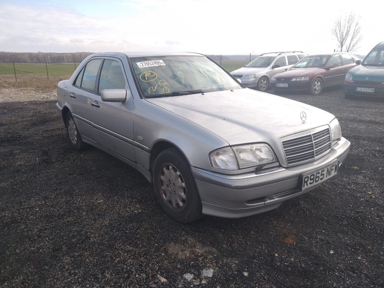 Бампер передній  Mercedes W202  203 208 209 204 211