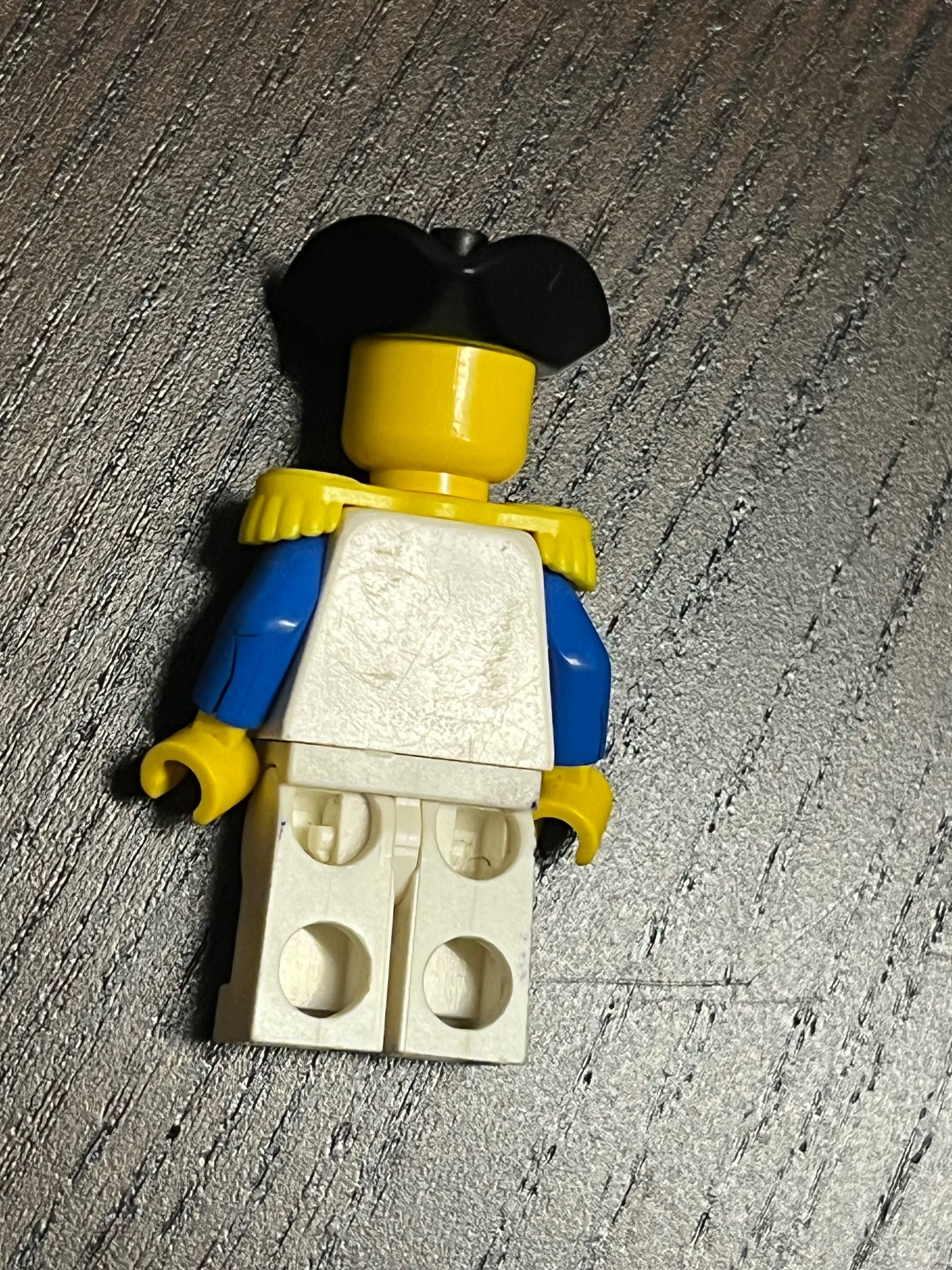 Lego - Piraci pi063  - Papuga - Łódź Brown