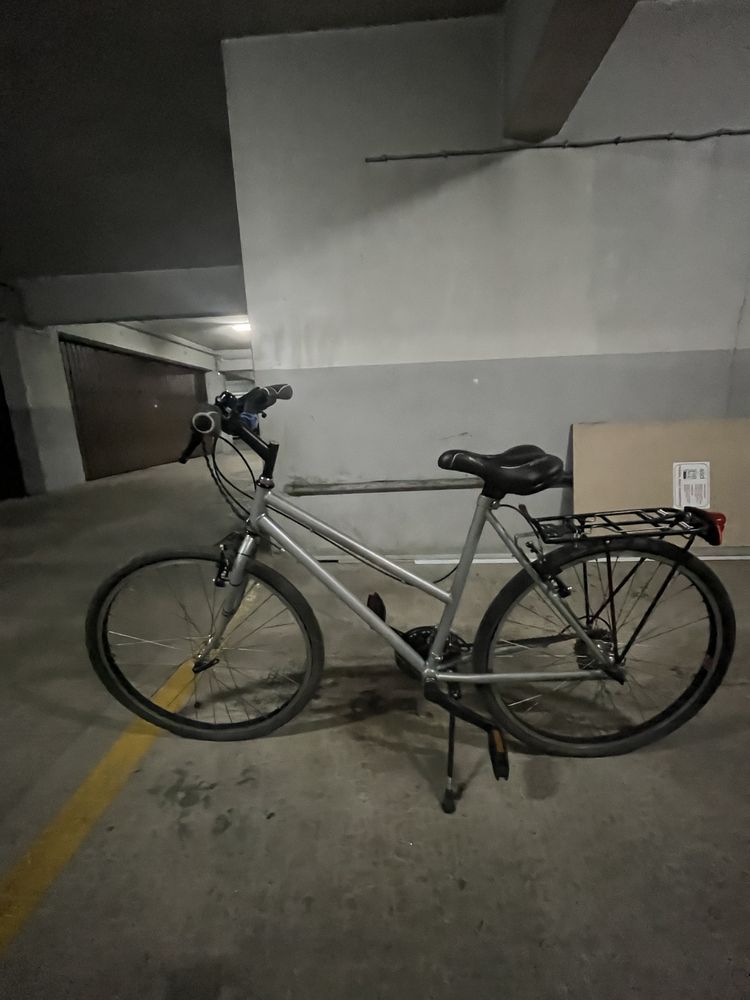 Bicicleta feita à mao