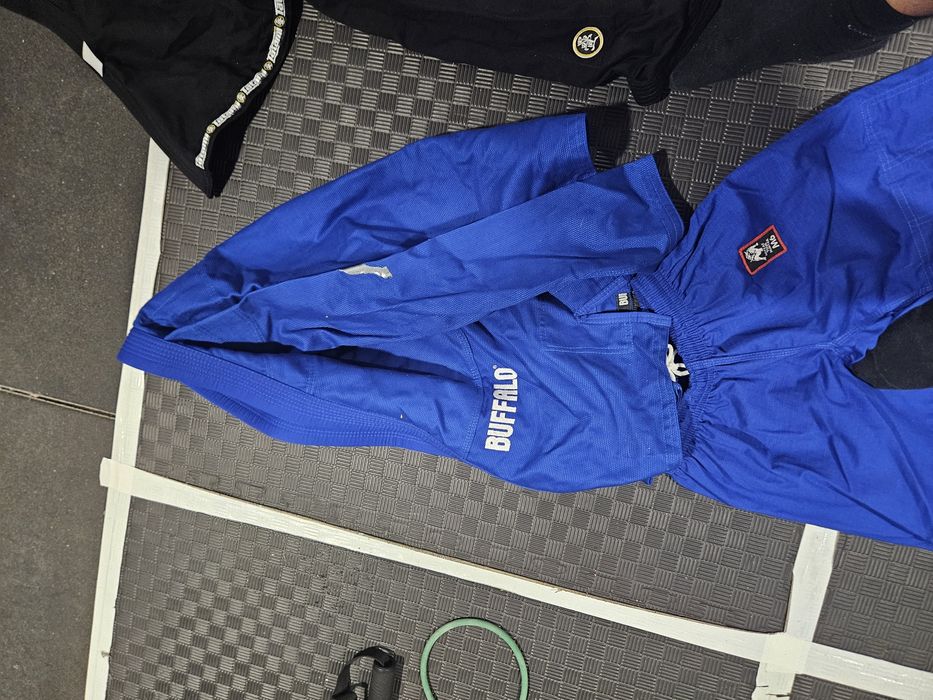 Kimono bjj Buffalo e Tatami