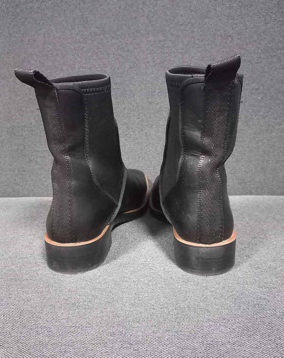 Ботінки, черевики Zara