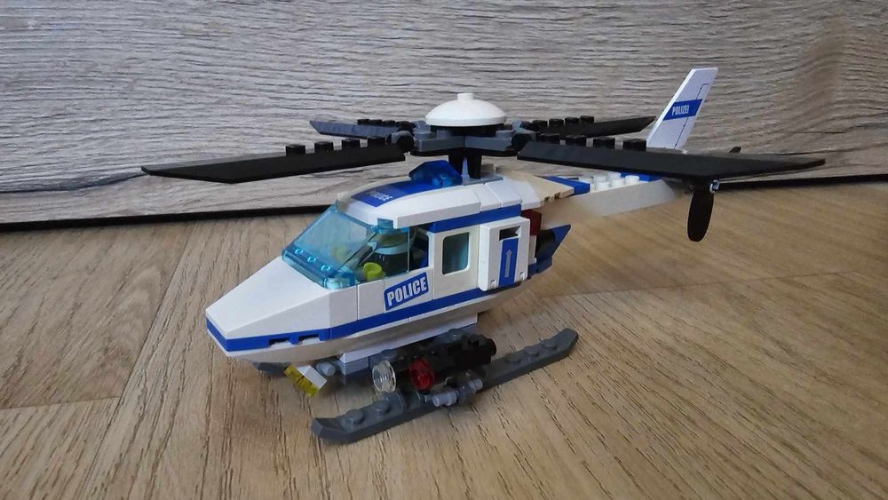 Lego 7741 Policja