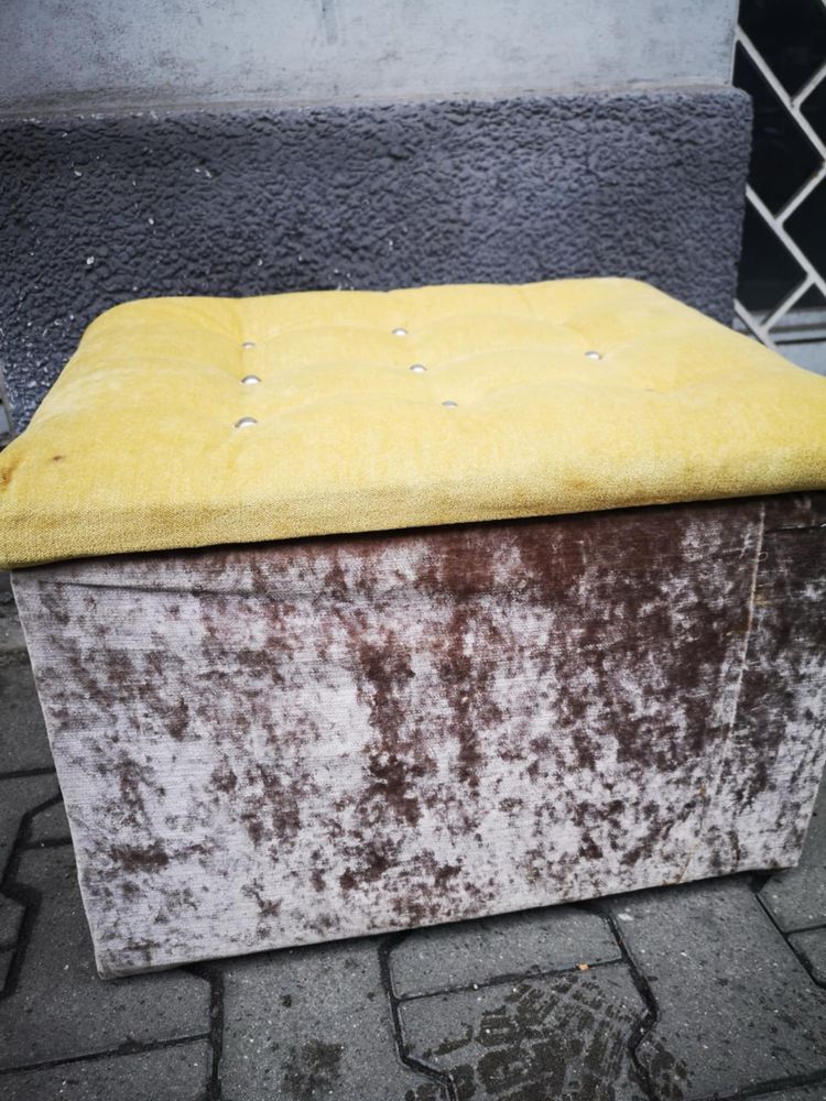 Pufa otwierana tapicerowana żółto brązowa