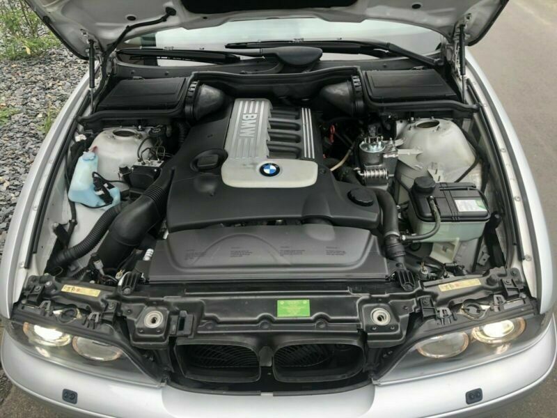 Разборка BMW E39 525D M57 04/2002 года двигатель M 57 по запчастям