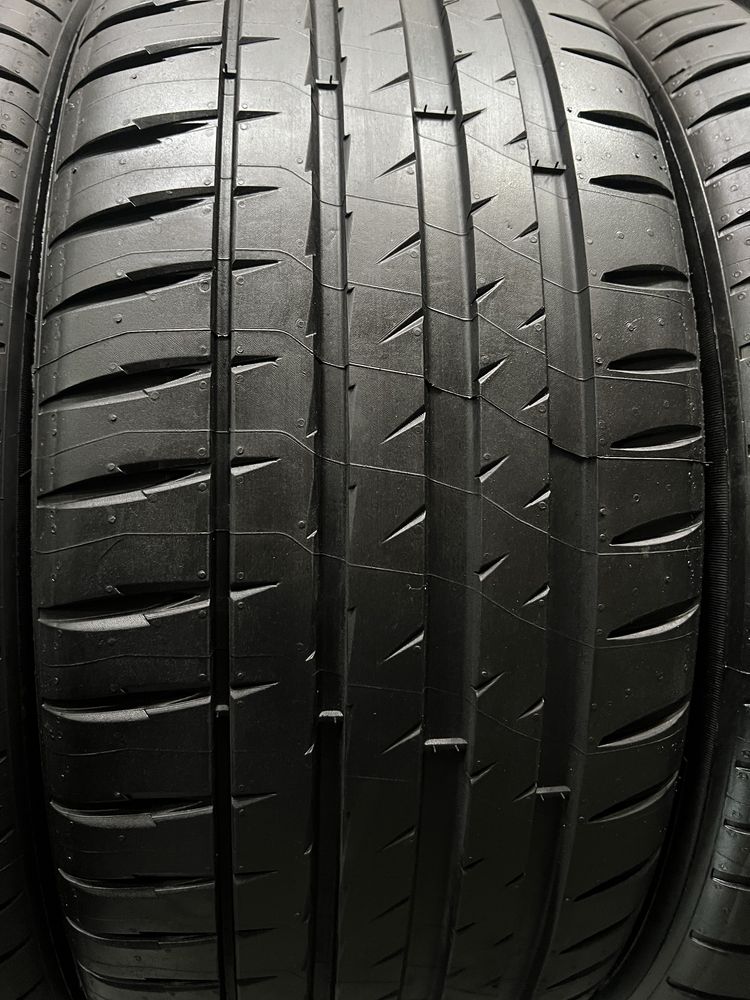 245/45/19 R19 Michelin Pilot Sport 4 4шт новые