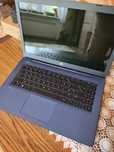 Nowy Laptop . Francuska klawiatura AZERTY