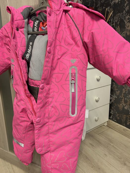 Зимовий мембраний комбінезон для стильної принцеси.