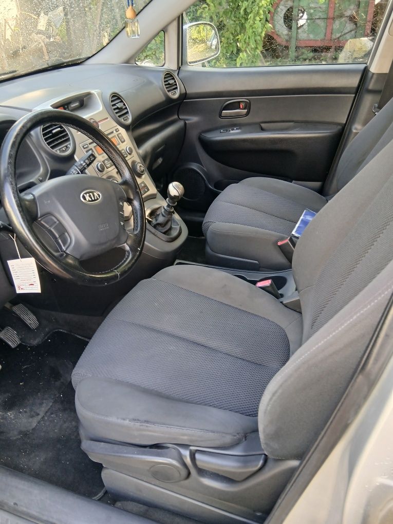 Kia carens 7 lugares