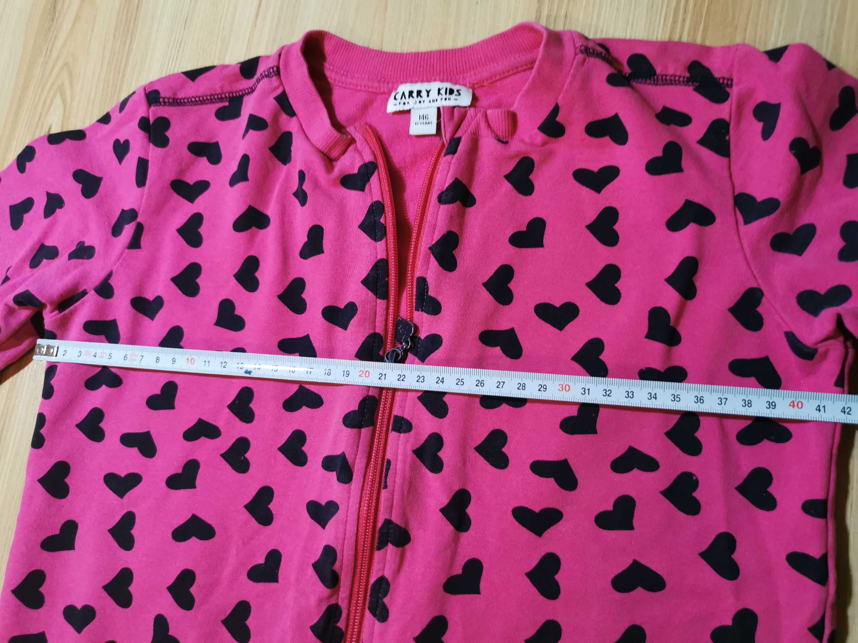 Bluza na suwak Carry Kids rozmiar 146 serduszka różowa