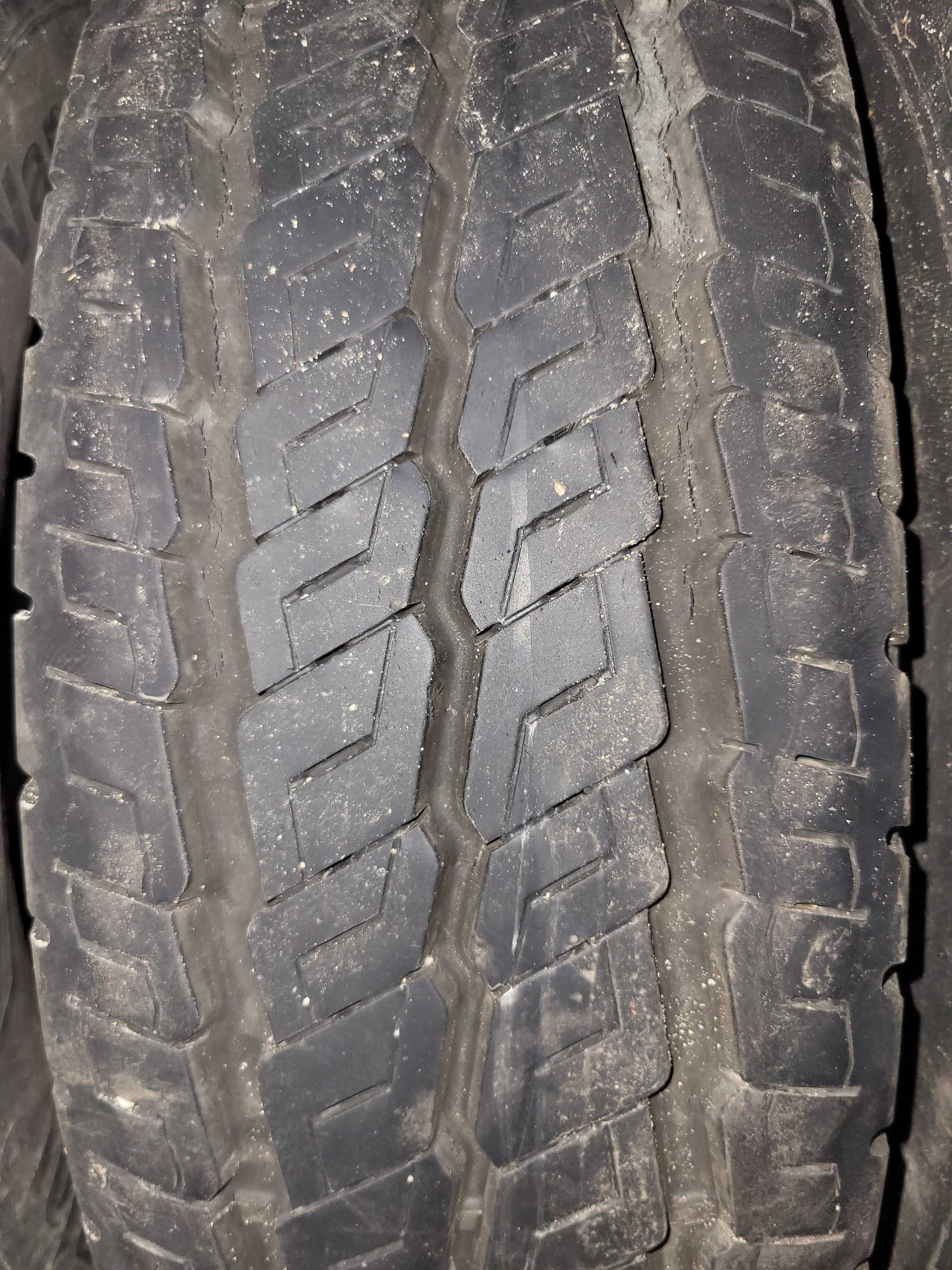 Opony Continental 225/75 R16 CP