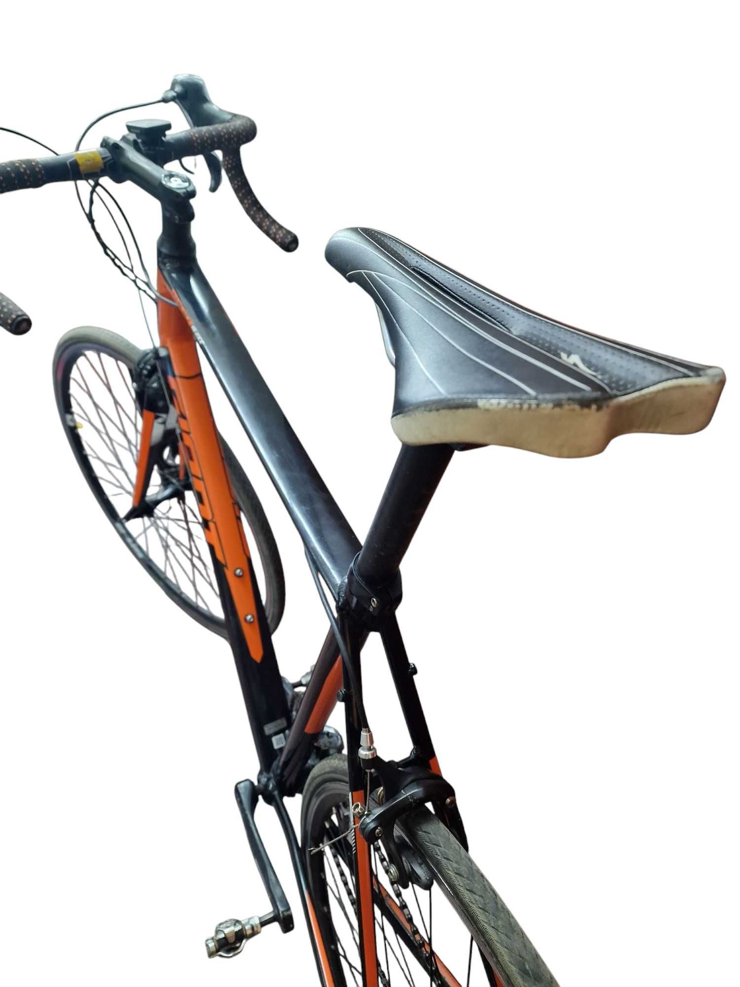 Rower GIANT Defy 4 Szosowy