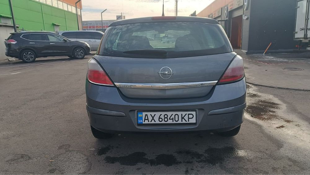 Продам Opel Astra H