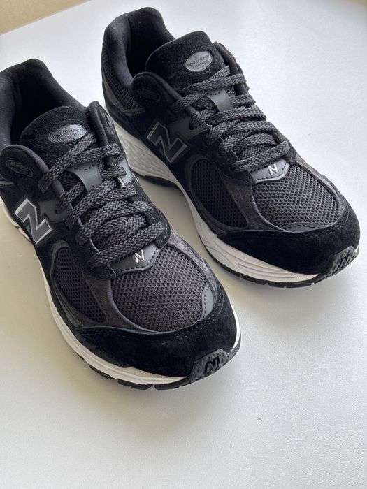 Оригинал 100% / Кроссовки New Balance 2002R EUR38