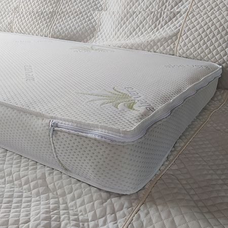 Матрац у дитяче ліжечко