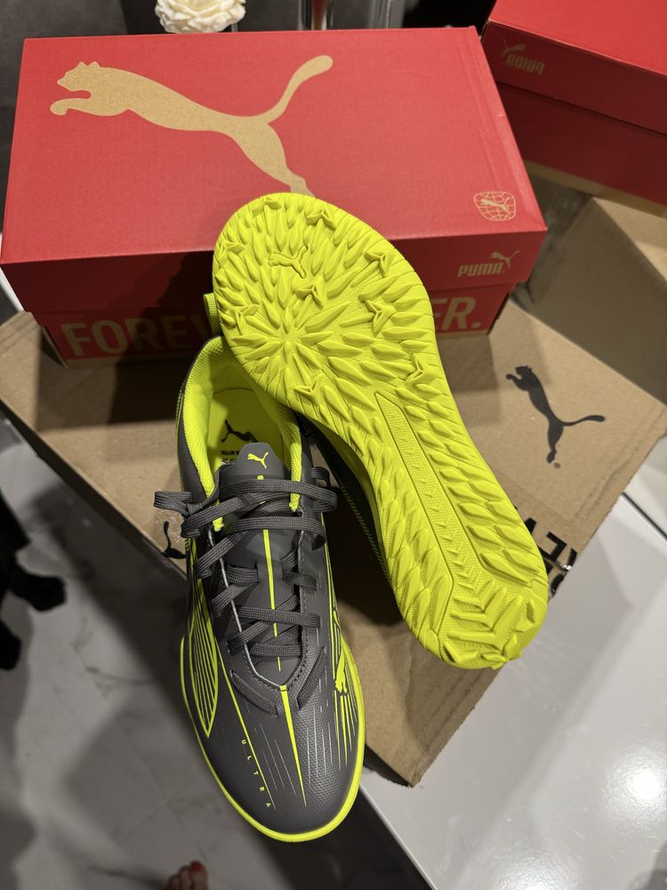 Футзалки бутси сороконожки puma оригінал