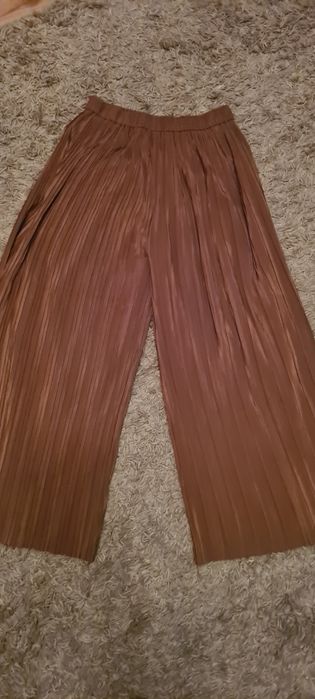 Spodnie  damskie dzwony