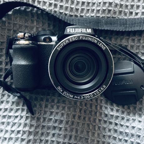 Фотоапарат Fujifilm FinePix S4500
