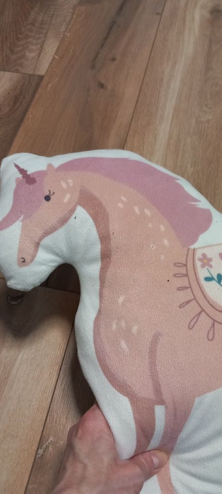 Poduszka 3D koń jednorożec kształtka