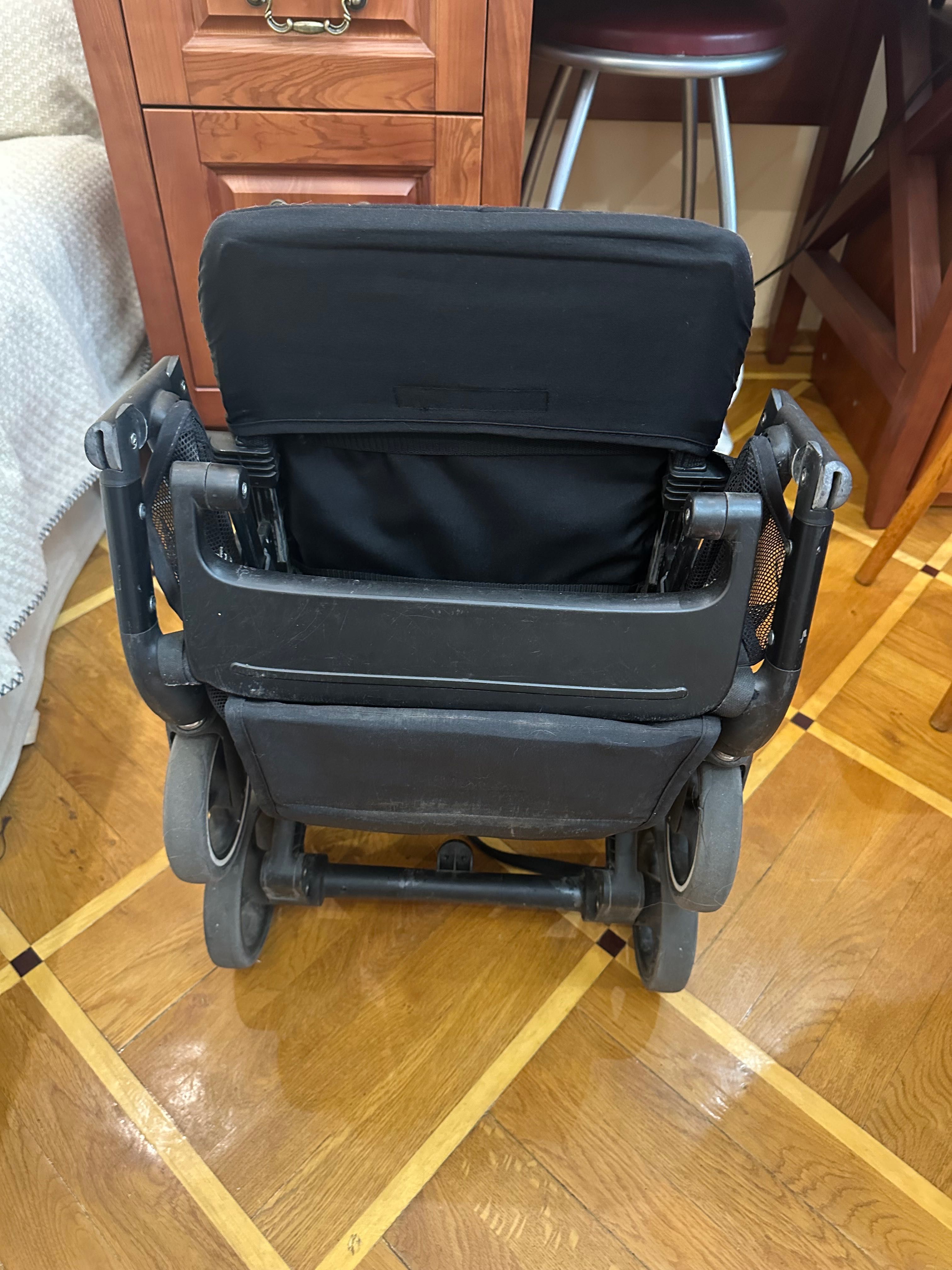Cybex Beezy Коляска