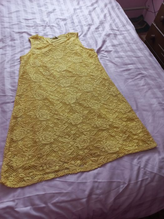 Продам плаття всі по 112 грн.