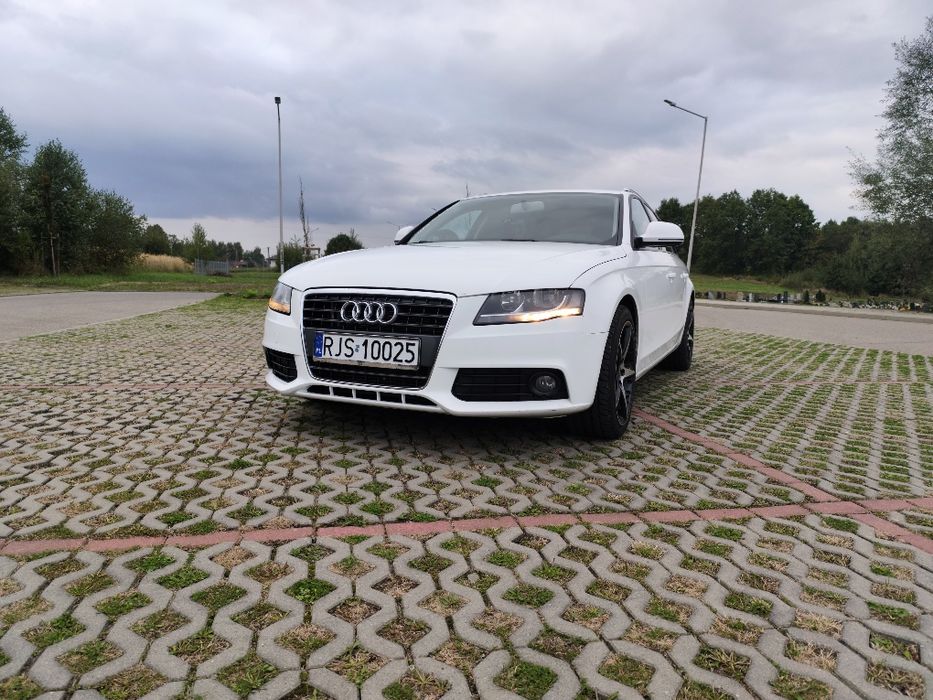 Audi a4 b8 2.0T 180km bezź wady olejowej ! Czytaj opis